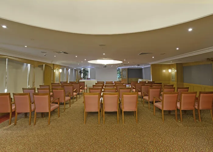 Eresin Topkapi Hotel 5*