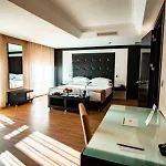 Отель Eresin Topkapi 5*