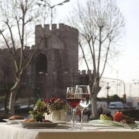 Eresin Topkapi 5* Istanbulská provincie