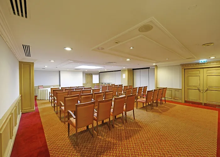 Eresin Topkapı Otel 5*